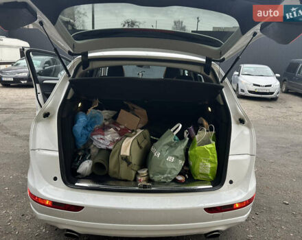 Белый Ауди Ку 5, объемом двигателя 2 л и пробегом 130 тыс. км за 17500 $, фото 37 на Automoto.ua