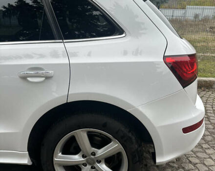 Белый Ауди Ку 5, объемом двигателя 1.98 л и пробегом 178 тыс. км за 17000 $, фото 6 на Automoto.ua