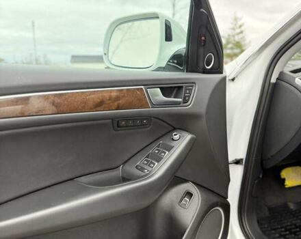 Білий Ауді Ку 5, об'ємом двигуна 2 л та пробігом 137 тис. км за 16850 $, фото 29 на Automoto.ua