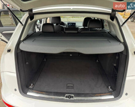 Белый Ауди Ку 5, объемом двигателя 2 л и пробегом 129 тыс. км за 17500 $, фото 14 на Automoto.ua