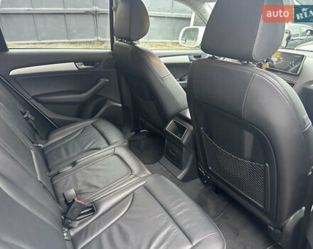 Белый Ауди Ку 5, объемом двигателя 2 л и пробегом 130 тыс. км за 17500 $, фото 54 на Automoto.ua