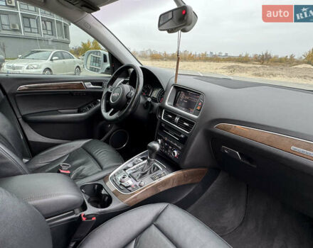 Белый Ауди Ку 5, объемом двигателя 3 л и пробегом 179 тыс. км за 17900 $, фото 27 на Automoto.ua