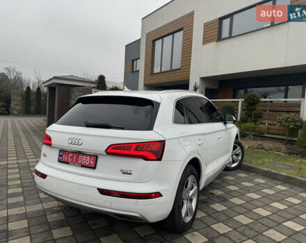 Білий Ауді Ку 5, об'ємом двигуна 2 л та пробігом 185 тис. км за 20990 $, фото 9 на Automoto.ua