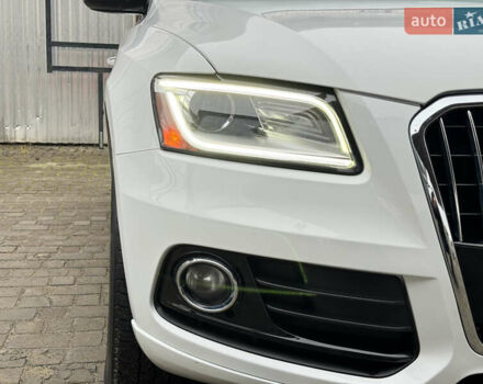 Белый Ауди Ку 5, объемом двигателя 2 л и пробегом 129 тыс. км за 15450 $, фото 22 на Automoto.ua