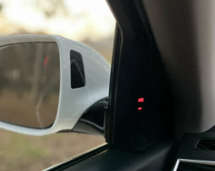 Белый Ауди Ку 5, объемом двигателя 2 л и пробегом 174 тыс. км за 16599 $, фото 20 на Automoto.ua