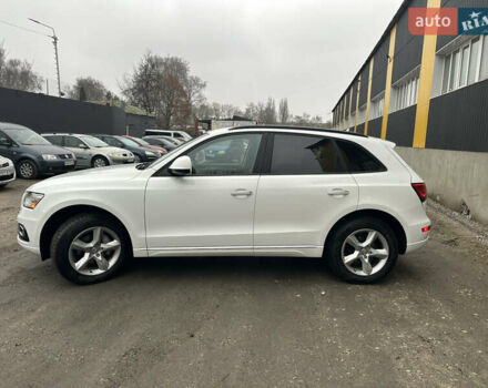 Белый Ауди Ку 5, объемом двигателя 2 л и пробегом 130 тыс. км за 17500 $, фото 22 на Automoto.ua