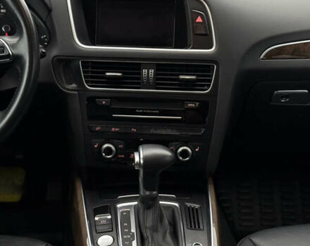 Білий Ауді Ку 5, об'ємом двигуна 2 л та пробігом 137 тис. км за 16850 $, фото 48 на Automoto.ua