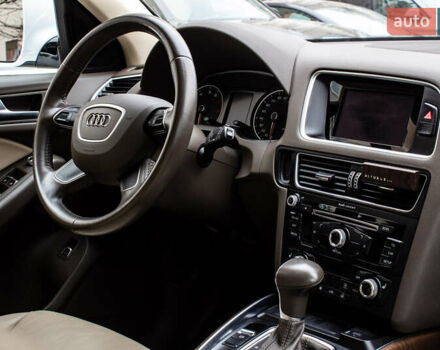 Белый Ауди Ку 5, объемом двигателя 1.98 л и пробегом 99 тыс. км за 15800 $, фото 35 на Automoto.ua