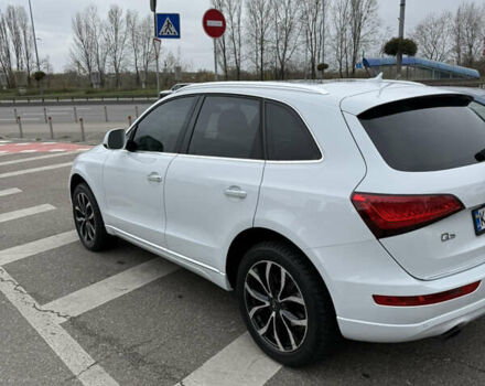 Белый Ауди Ку 5, объемом двигателя 1.98 л и пробегом 141 тыс. км за 17500 $, фото 31 на Automoto.ua