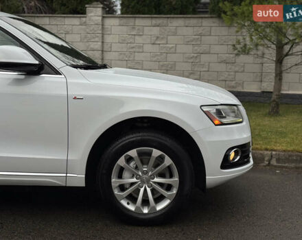 Белый Ауди Ку 5, объемом двигателя 2 л и пробегом 169 тыс. км за 14850 $, фото 131 на Automoto.ua