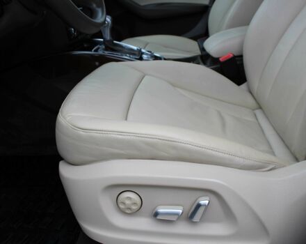 Білий Ауді Ку 5, об'ємом двигуна 2 л та пробігом 150 тис. км за 16900 $, фото 9 на Automoto.ua