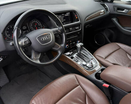 Белый Ауди Ку 5, объемом двигателя 2 л и пробегом 175 тыс. км за 16288 $, фото 10 на Automoto.ua