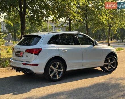 Білий Ауді Ку 5, об'ємом двигуна 3 л та пробігом 171 тис. км за 17990 $, фото 4 на Automoto.ua