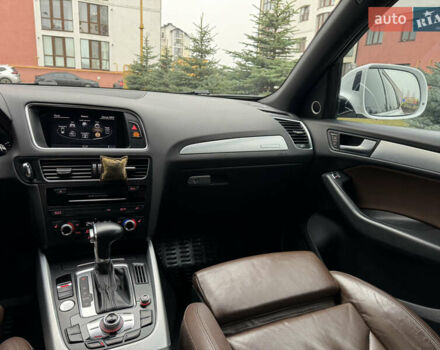 Белый Ауди Ку 5, объемом двигателя 2 л и пробегом 126 тыс. км за 19900 $, фото 21 на Automoto.ua