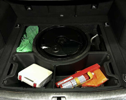 Белый Ауди Ку 5, объемом двигателя 1.98 л и пробегом 108 тыс. км за 16500 $, фото 8 на Automoto.ua