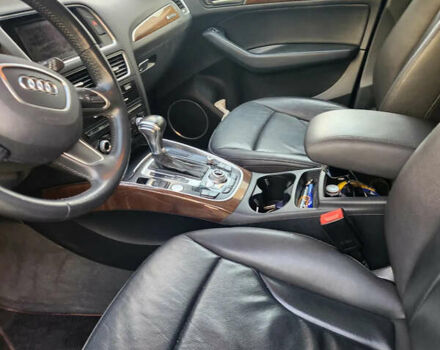 Белый Ауди Ку 5, объемом двигателя 1.98 л и пробегом 136 тыс. км за 16000 $, фото 5 на Automoto.ua