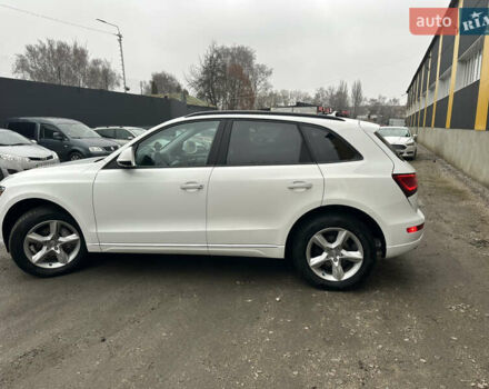 Белый Ауди Ку 5, объемом двигателя 2 л и пробегом 130 тыс. км за 17500 $, фото 20 на Automoto.ua