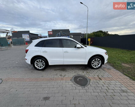 Белый Ауди Ку 5, объемом двигателя 1.98 л и пробегом 136 тыс. км за 19200 $, фото 6 на Automoto.ua