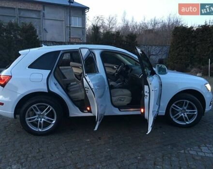 Белый Ауди Ку 5, объемом двигателя 2 л и пробегом 174 тыс. км за 15300 $, фото 65 на Automoto.ua