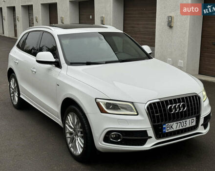 Белый Ауди Ку 5, объемом двигателя 2 л и пробегом 126 тыс. км за 19900 $, фото 4 на Automoto.ua