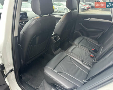 Белый Ауди Ку 5, объемом двигателя 2 л и пробегом 130 тыс. км за 17500 $, фото 36 на Automoto.ua