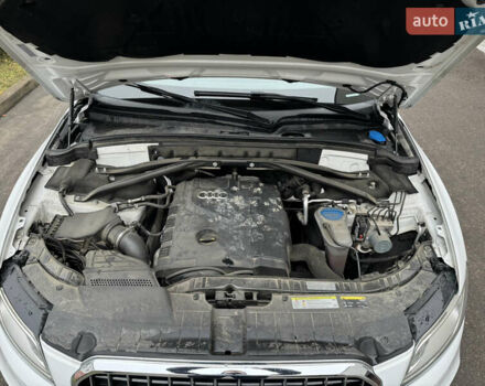 Белый Ауди Ку 5, объемом двигателя 2 л и пробегом 126 тыс. км за 19900 $, фото 40 на Automoto.ua