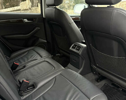 Білий Ауді Ку 5, об'ємом двигуна 2 л та пробігом 137 тис. км за 16850 $, фото 37 на Automoto.ua