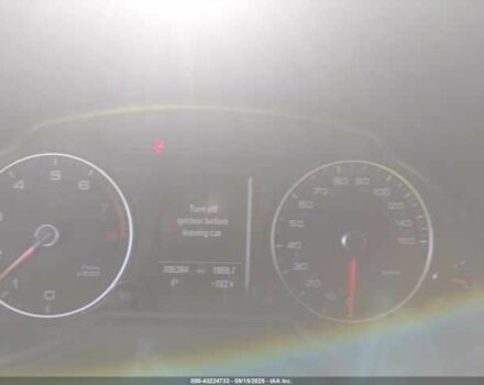 Білий Ауді Ку 5, об'ємом двигуна 2 л та пробігом 106 тис. км за 2900 $, фото 6 на Automoto.ua