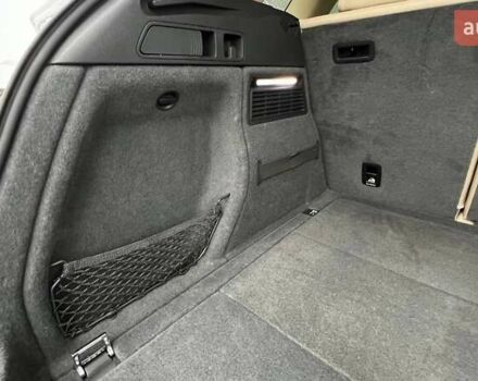 Белый Ауди Ку 5, объемом двигателя 2 л и пробегом 142 тыс. км за 25990 $, фото 53 на Automoto.ua