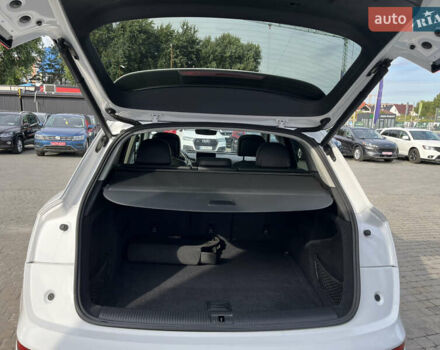 Белый Ауди Ку 5, объемом двигателя 2 л и пробегом 167 тыс. км за 22600 $, фото 26 на Automoto.ua