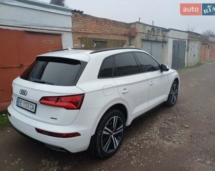 Білий Ауді Ку 5, об'ємом двигуна 1.98 л та пробігом 155 тис. км за 26200 $, фото 3 на Automoto.ua