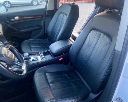 Білий Ауді Ку 5, об'ємом двигуна 2 л та пробігом 189 тис. км за 21800 $, фото 20 на Automoto.ua