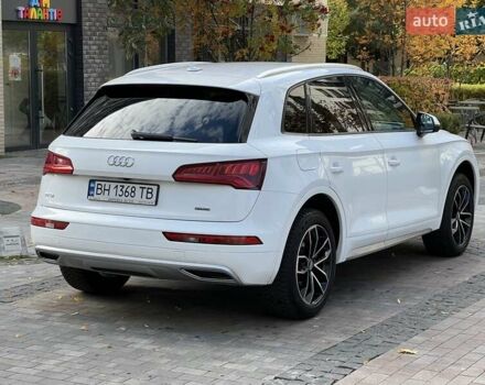 Ауди Ку 5 2017 в Киеве на Automoto.ua Белый Ауди Ку 5, объемом двигателя 1.98 л и пробегом 103 тыс. км за 23900 $, фото 17 на Automoto.ua