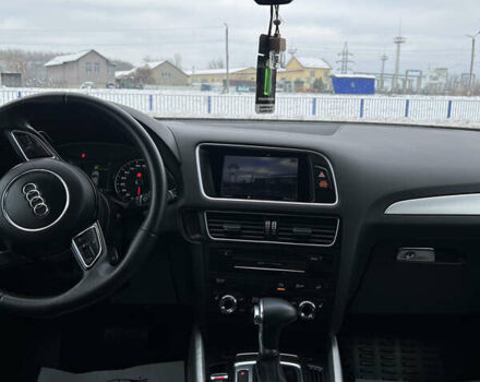 Білий Ауді Ку 5, об'ємом двигуна 2 л та пробігом 206 тис. км за 18500 $, фото 10 на Automoto.ua