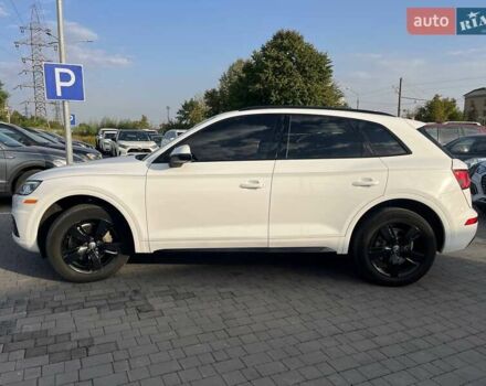 Білий Ауді Ку 5, об'ємом двигуна 1.98 л та пробігом 206 тис. км за 21499 $, фото 9 на Automoto.ua