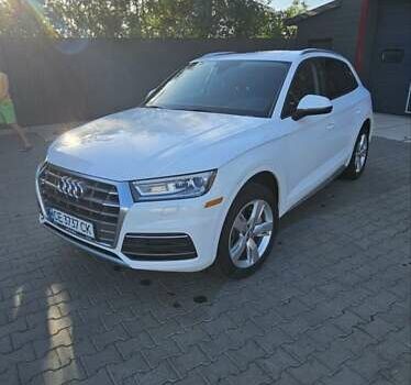 Белый Ауди Ку 5, объемом двигателя 1.98 л и пробегом 146 тыс. км за 25500 $, фото 7 на Automoto.ua