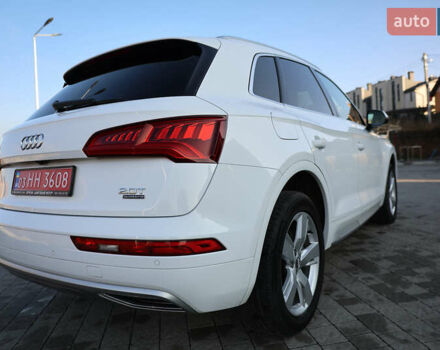 Белый Ауди Ку 5, объемом двигателя 1.98 л и пробегом 107 тыс. км за 29500 $, фото 5 на Automoto.ua