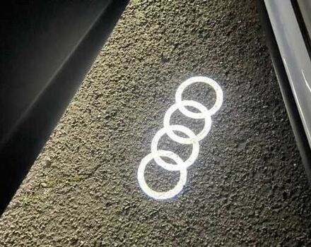 Ауді Ку 5 2017 у Львові на Automoto.ua Білий Ауді Ку 5, об'ємом двигуна 2 л та пробігом 137 тис. км за 18300 $, фото 9 на Automoto.ua