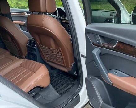 Белый Ауди Ку 5, объемом двигателя 1.98 л и пробегом 145 тыс. км за 25700 $, фото 7 на Automoto.ua