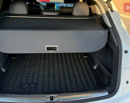 Белый Ауди Ку 5, объемом двигателя 1.98 л и пробегом 127 тыс. км за 27777 $, фото 13 на Automoto.ua