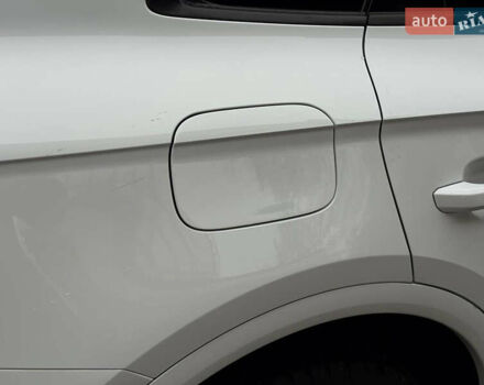 Белый Ауди Ку 5, объемом двигателя 1.98 л и пробегом 200 тыс. км за 22499 $, фото 30 на Automoto.ua