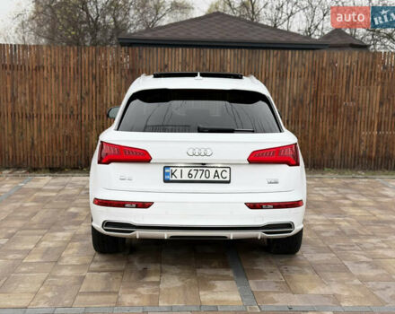 Белый Ауди Ку 5, объемом двигателя 1.98 л и пробегом 60 тыс. км за 26900 $, фото 7 на Automoto.ua