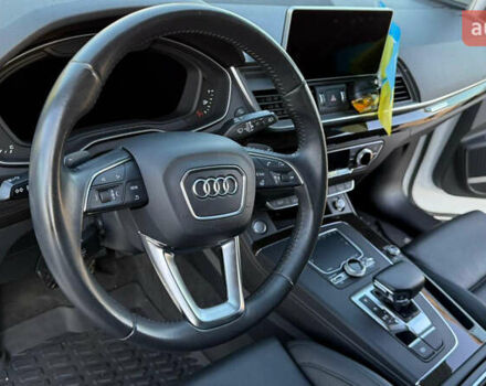 Белый Ауди Ку 5, объемом двигателя 1.98 л и пробегом 127 тыс. км за 27777 $, фото 19 на Automoto.ua