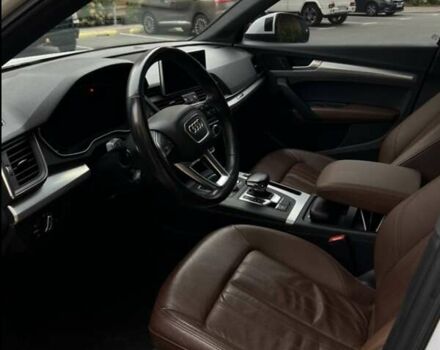 Ауді Ку 5 2017 у Львові на Automoto.ua Білий Ауді Ку 5, об'ємом двигуна 1.98 л та пробігом 99 тис. км за 25800 $, фото 6 на Automoto.ua