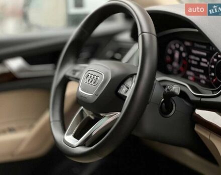 Белый Ауди Ку 5, объемом двигателя 2 л и пробегом 142 тыс. км за 25990 $, фото 72 на Automoto.ua