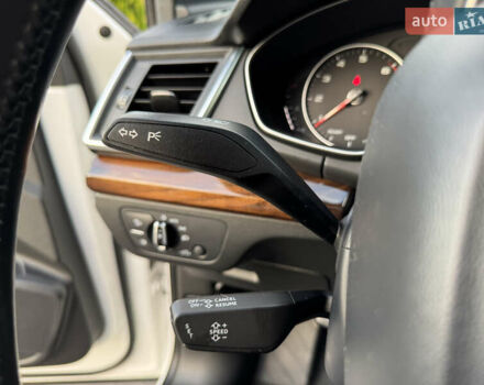 Белый Ауди Ку 5, объемом двигателя 2 л и пробегом 127 тыс. км за 24900 $, фото 46 на Automoto.ua