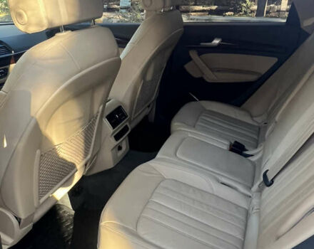 Белый Ауди Ку 5, объемом двигателя 1.98 л и пробегом 100 тыс. км за 26500 $, фото 6 на Automoto.ua