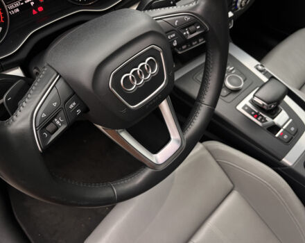 Белый Ауди Ку 5, объемом двигателя 2 л и пробегом 105 тыс. км за 34999 $, фото 12 на Automoto.ua