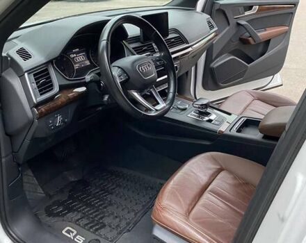 Белый Ауди Ку 5, объемом двигателя 1.98 л и пробегом 145 тыс. км за 25700 $, фото 8 на Automoto.ua