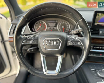 Белый Ауди Ку 5, объемом двигателя 2 л и пробегом 127 тыс. км за 24900 $, фото 45 на Automoto.ua